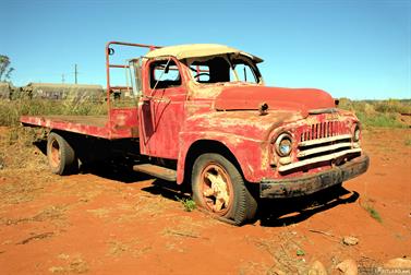 Rusty International L-180 Diesel truck, Mullewa, Western Australia